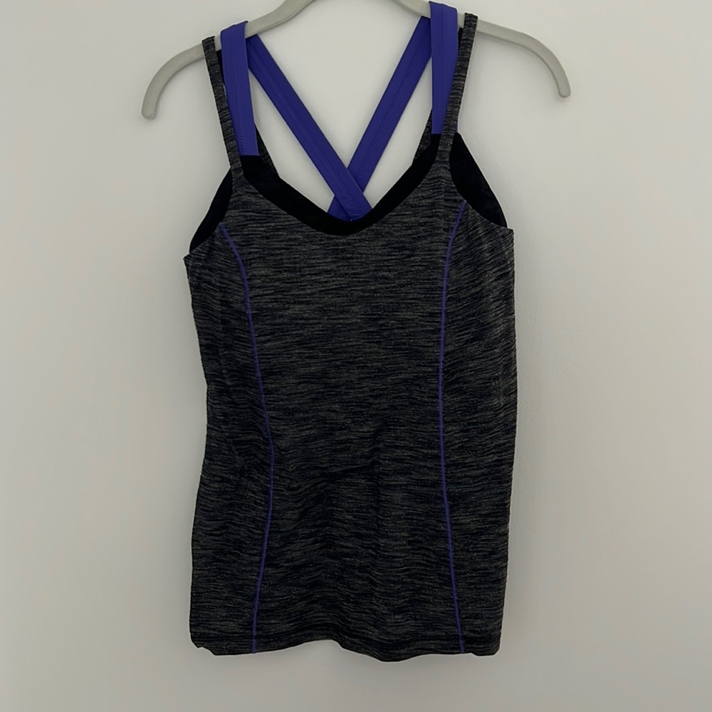 Lululemon tank